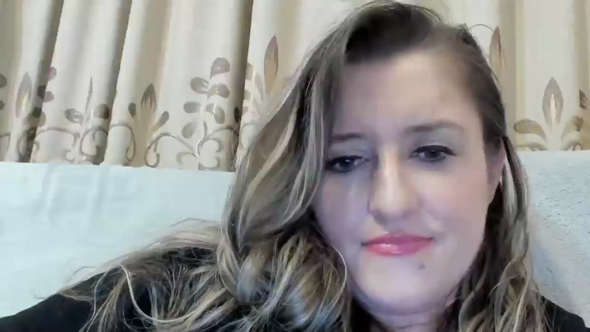 Gallery image thumbnail from BestDream's myfreecams stream on, 12/05/2024, 23:00 image 15 of 20