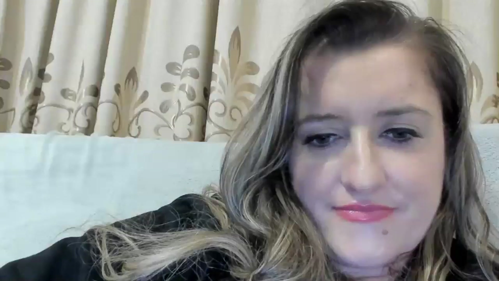 Gallery image thumbnail from BestDream's myfreecams stream on, 12/05/2024, 23:00 image 18 of 20