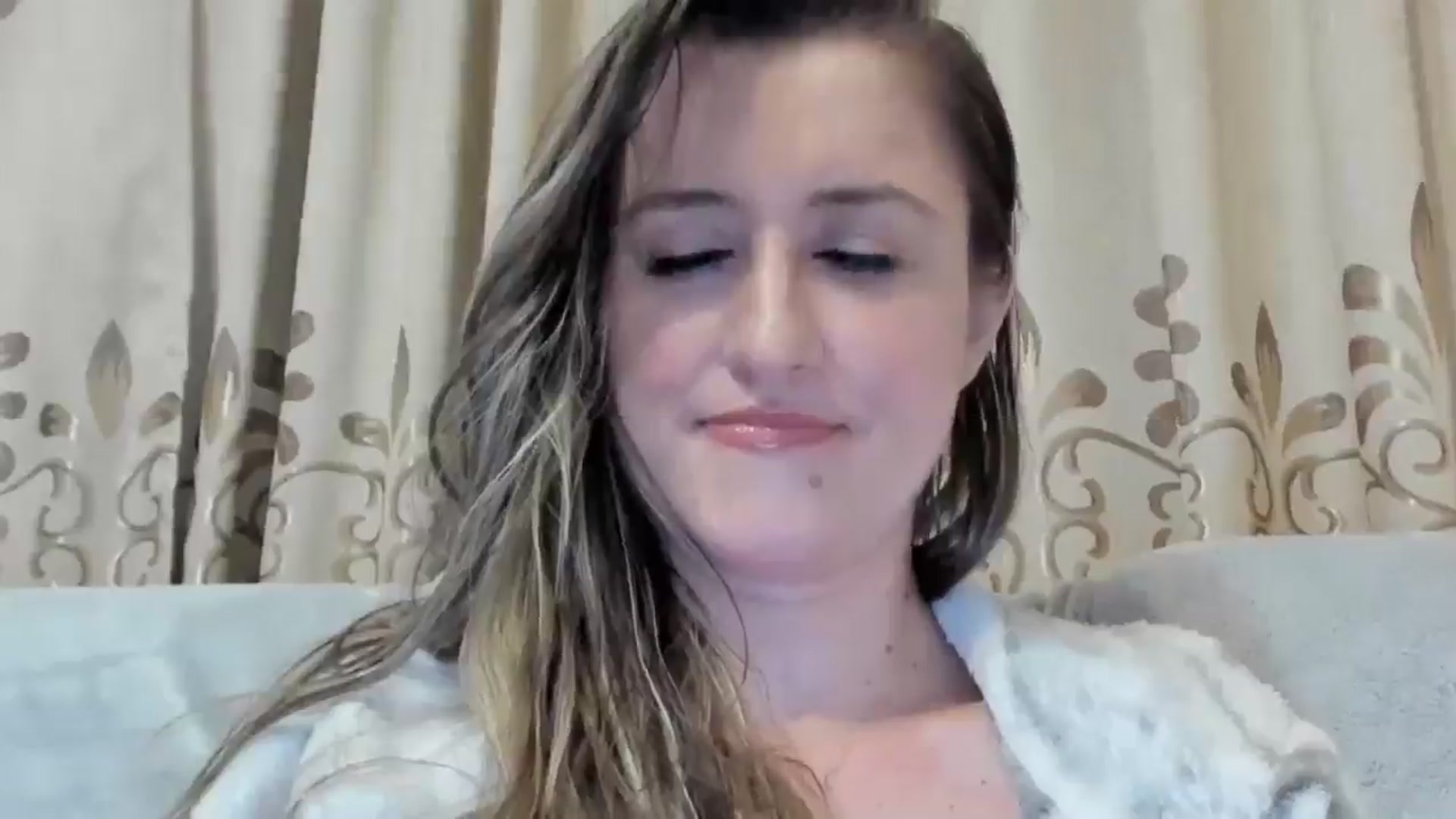 Gallery image thumbnail from BestDream's myfreecams stream on, 12/06/2024, 22:31 image 12 of 20
