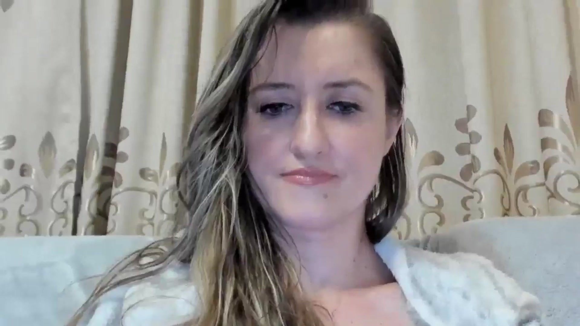 Gallery image thumbnail from BestDream's myfreecams stream on, 12/06/2024, 22:31 image 15 of 20