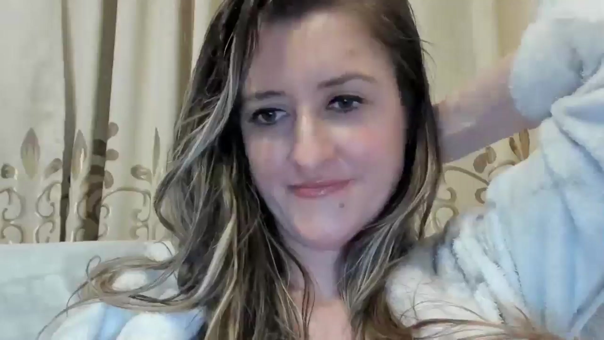 Gallery image thumbnail from BestDream's myfreecams stream on, 12/07/2024, 24:39 image 15 of 20