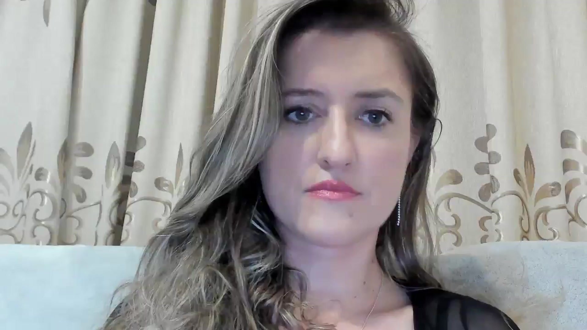 Gallery image thumbnail from BestDream's myfreecams stream on, 12/08/2024, 22:40 image 16 of 20