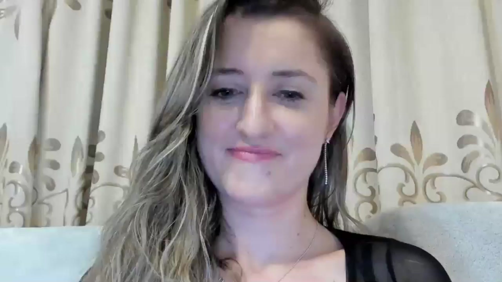 Gallery image thumbnail from BestDream's myfreecams stream on, 12/09/2024, 03:00 image 1 of 20