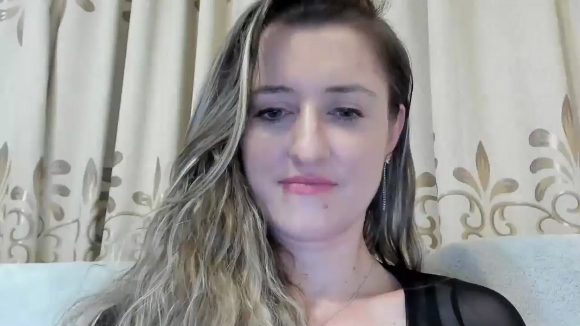 Gallery image thumbnail from BestDream's myfreecams stream on, 12/09/2024, 03:00 image 5 of 20