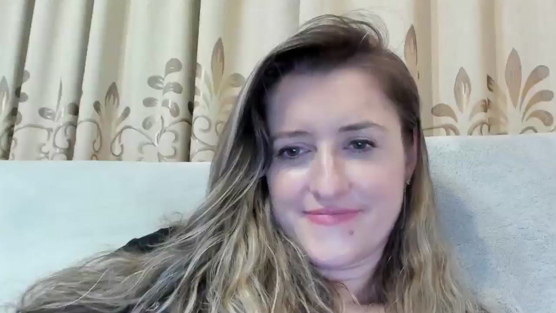 Gallery image thumbnail from BestDream's myfreecams stream on, 12/09/2024, 03:21 image 15 of 20