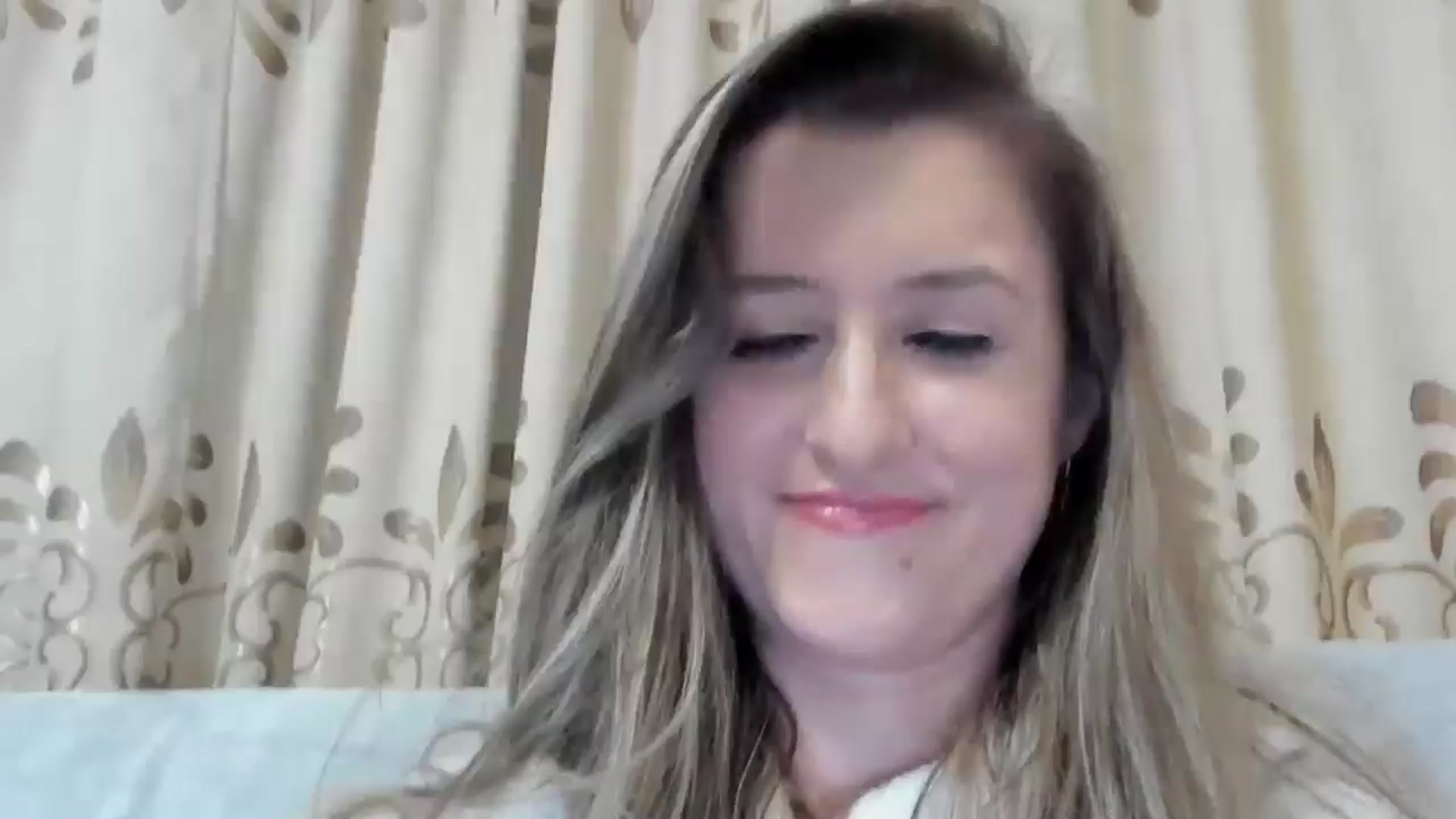 Gallery image thumbnail from BestDream's myfreecams stream on, 12/13/2024, 23:18 image 15 of 20