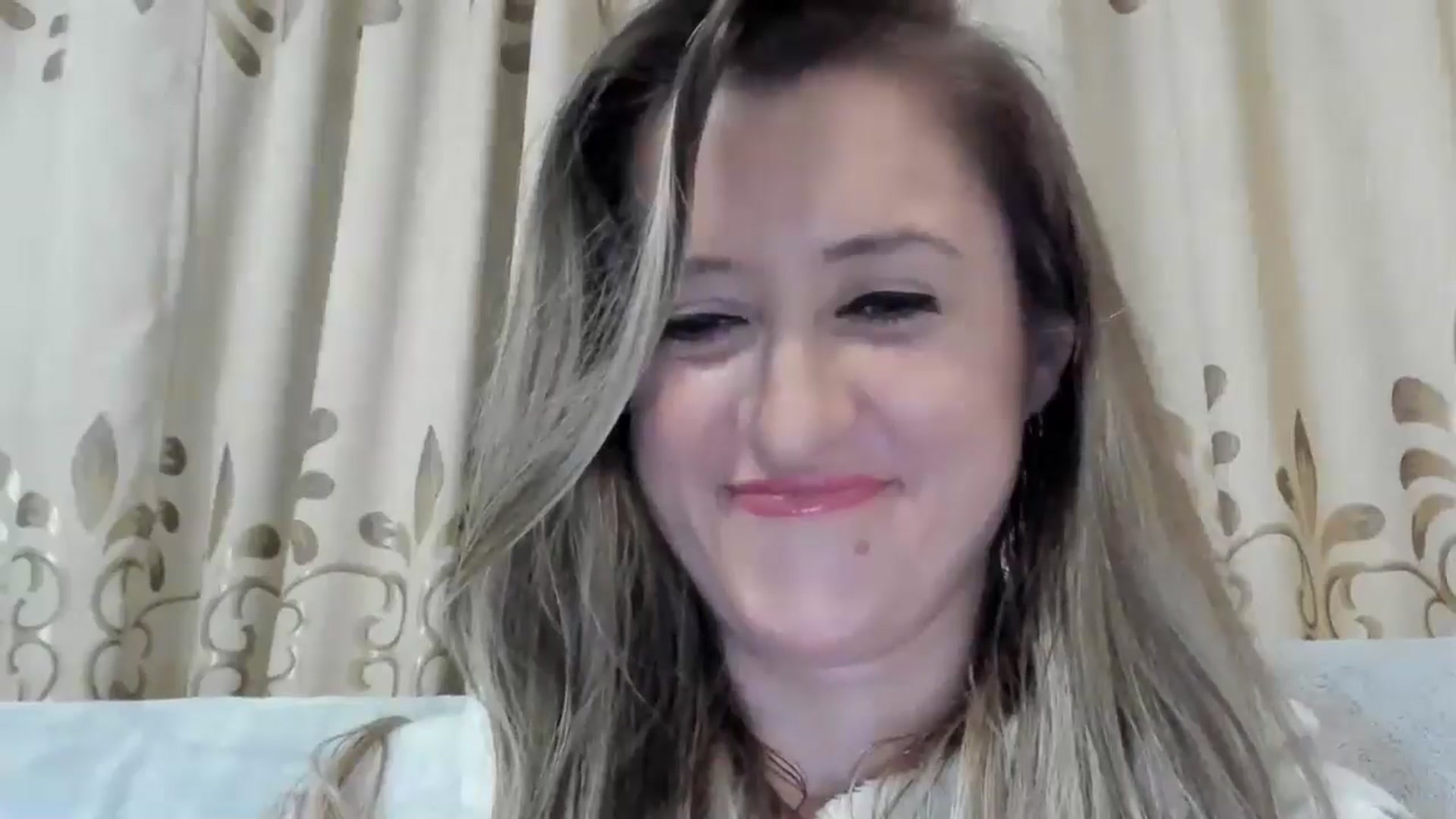 Gallery image thumbnail from BestDream's myfreecams stream on, 12/13/2024, 23:18 image 8 of 20