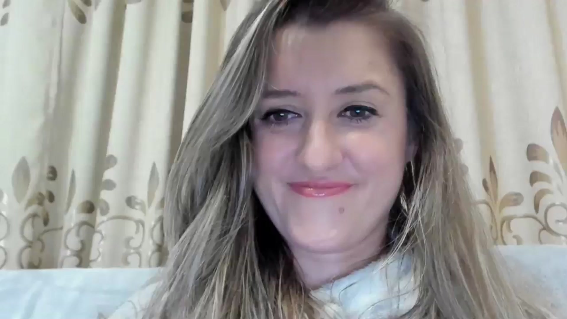 Gallery image thumbnail from BestDream's myfreecams stream on, 12/13/2024, 23:18 image 3 of 20