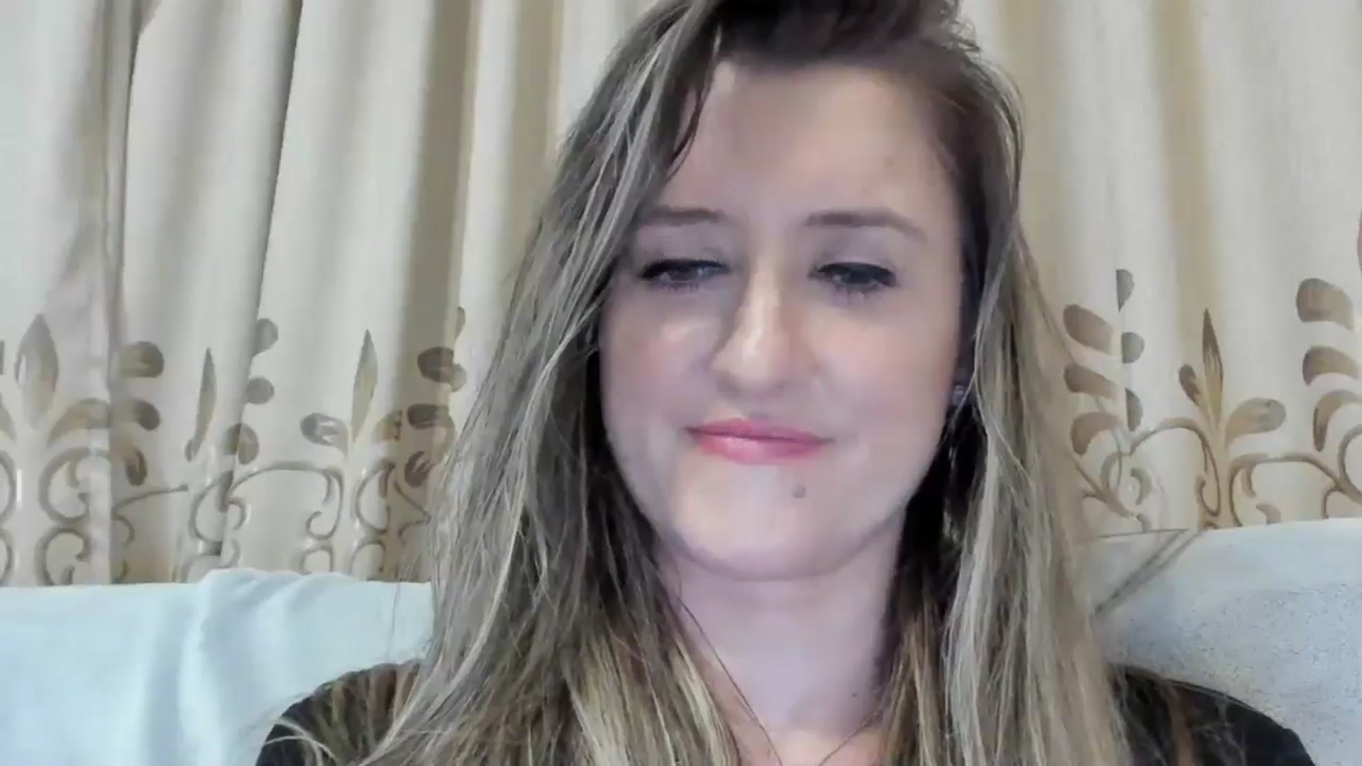 Gallery image thumbnail from BestDream's myfreecams stream on, 12/14/2024, 21:34 image 18 of 20
