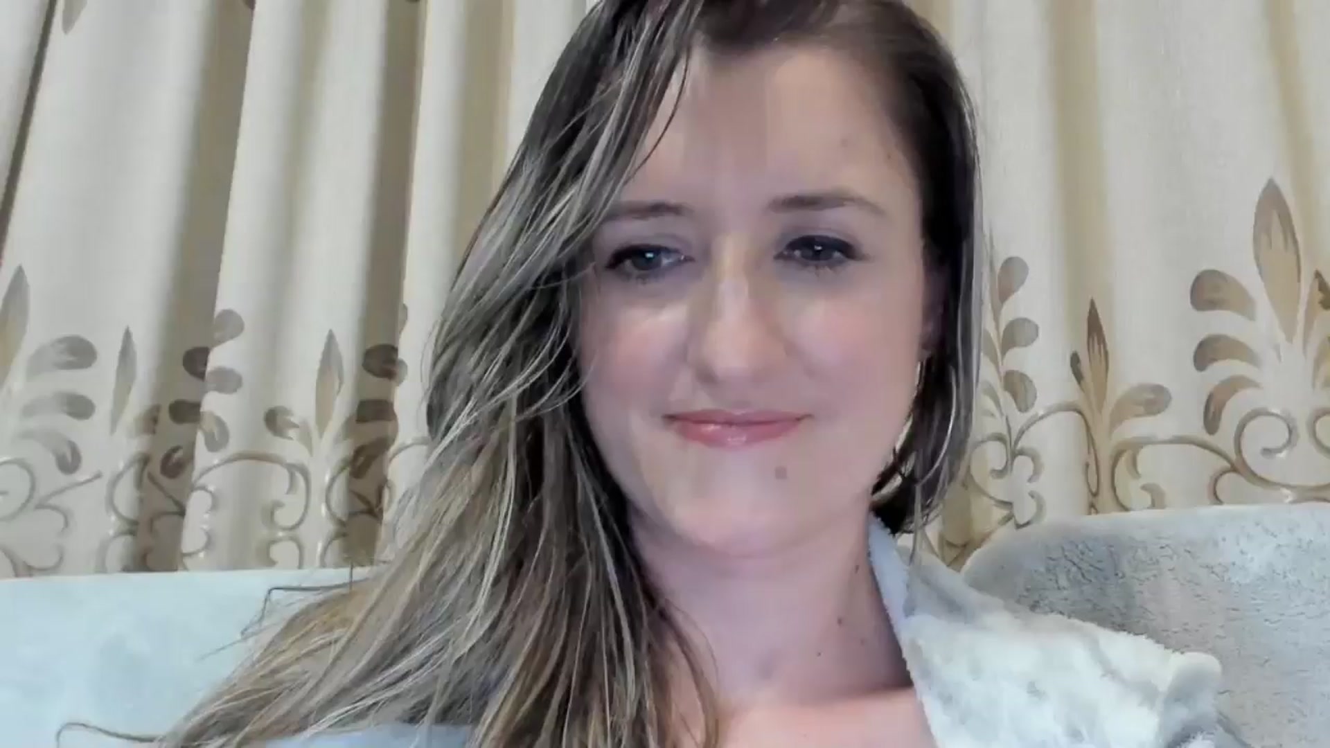 Gallery image thumbnail from BestDream's myfreecams stream on, 12/15/2024, 23:07 image 9 of 20