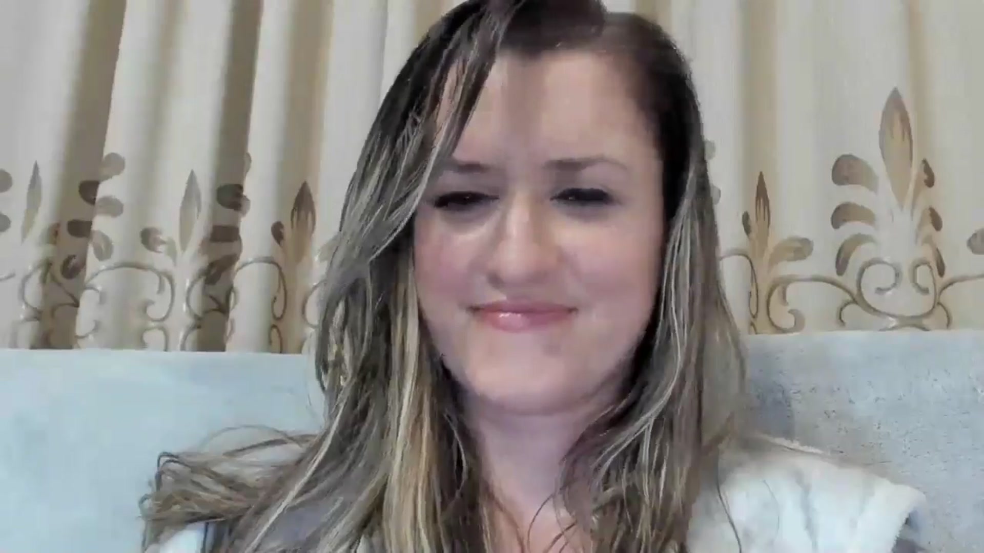 Gallery image thumbnail from BestDream's myfreecams stream on, 12/16/2024, 24:32 image 12 of 20