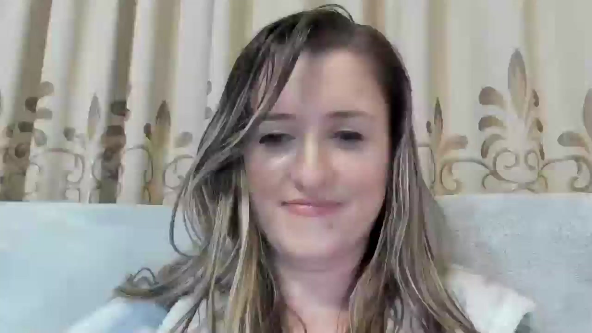 Gallery image thumbnail from BestDream's myfreecams stream on, 12/16/2024, 24:32 image 13 of 20