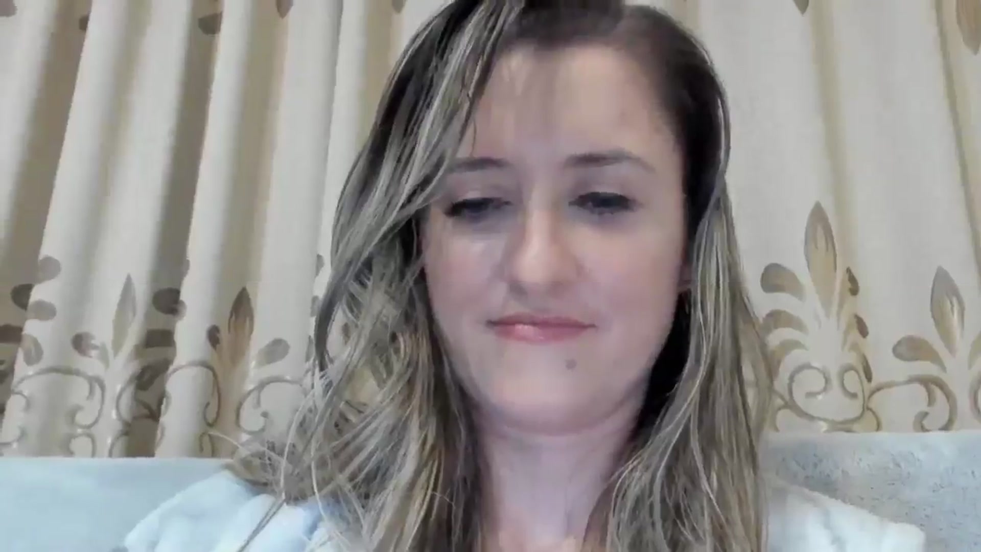 Gallery image thumbnail from BestDream's myfreecams stream on, 12/16/2024, 24:32 image 4 of 20