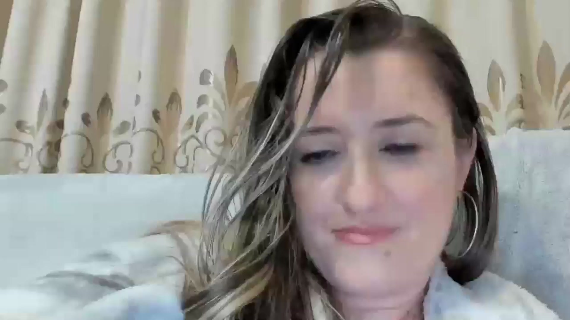 Gallery image thumbnail from BestDream's myfreecams stream on, 12/16/2024, 01:07 image 17 of 20