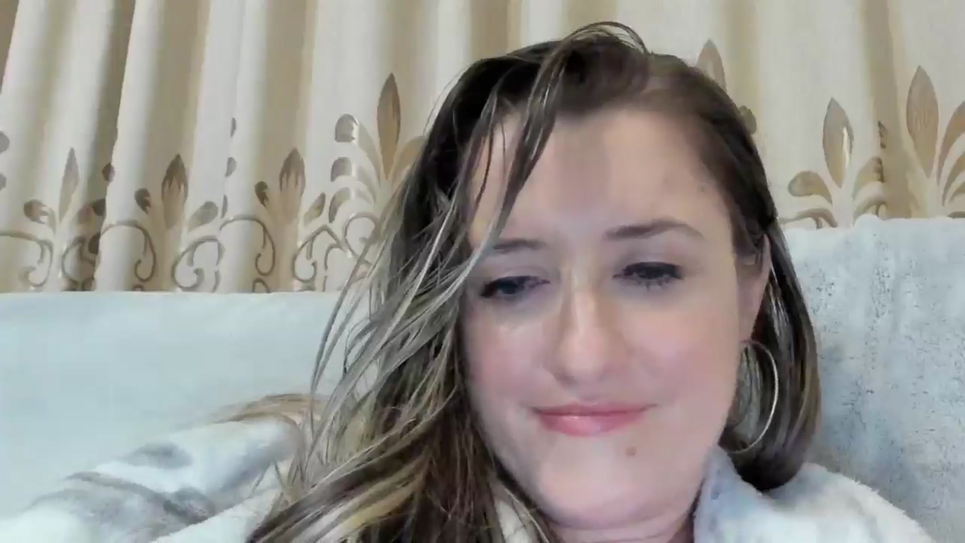 Gallery image thumbnail from BestDream's myfreecams stream on, 12/16/2024, 01:07 image 19 of 20
