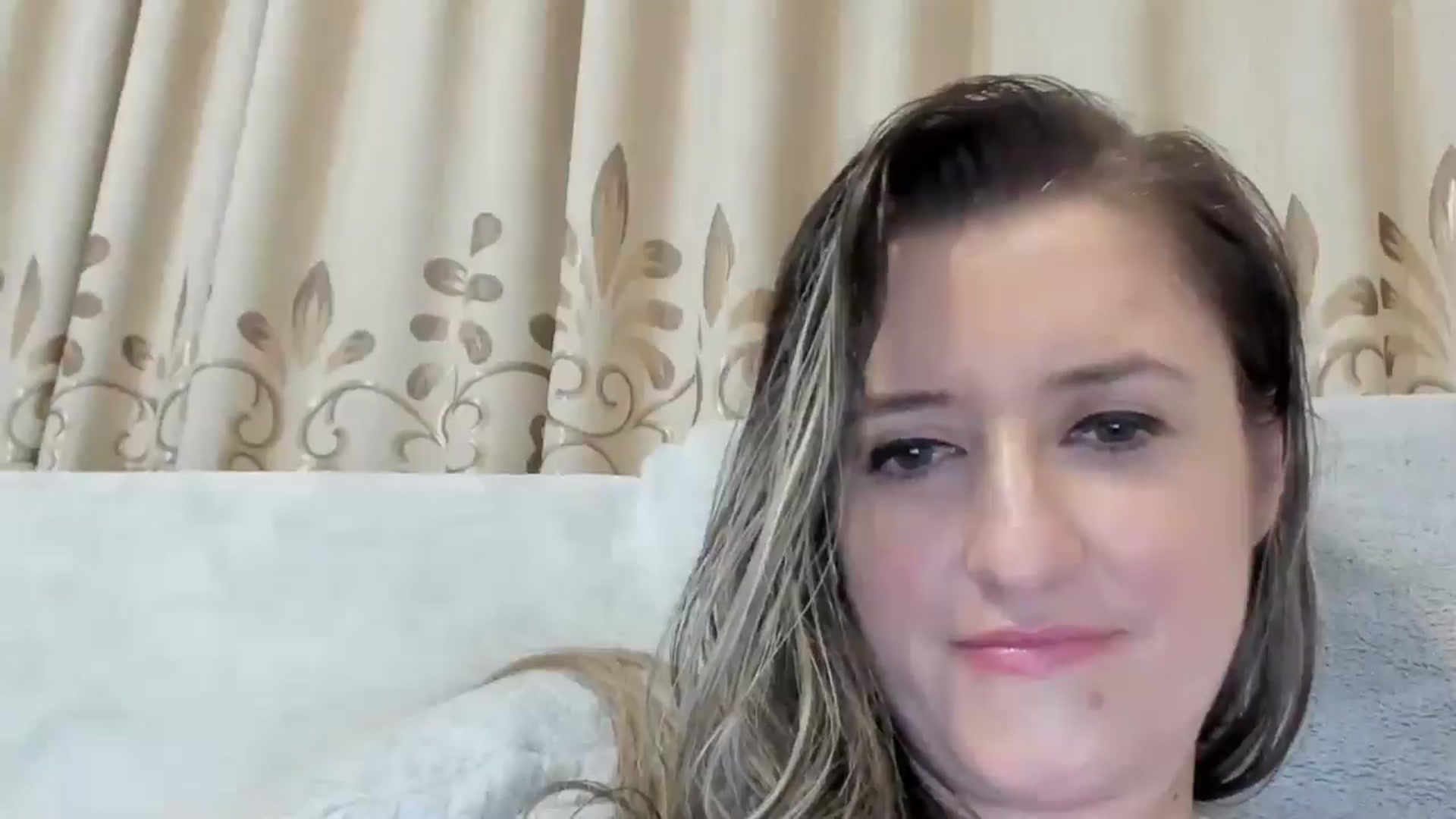 Gallery image thumbnail from BestDream's myfreecams stream on, 12/18/2024, 01:17 image 7 of 20