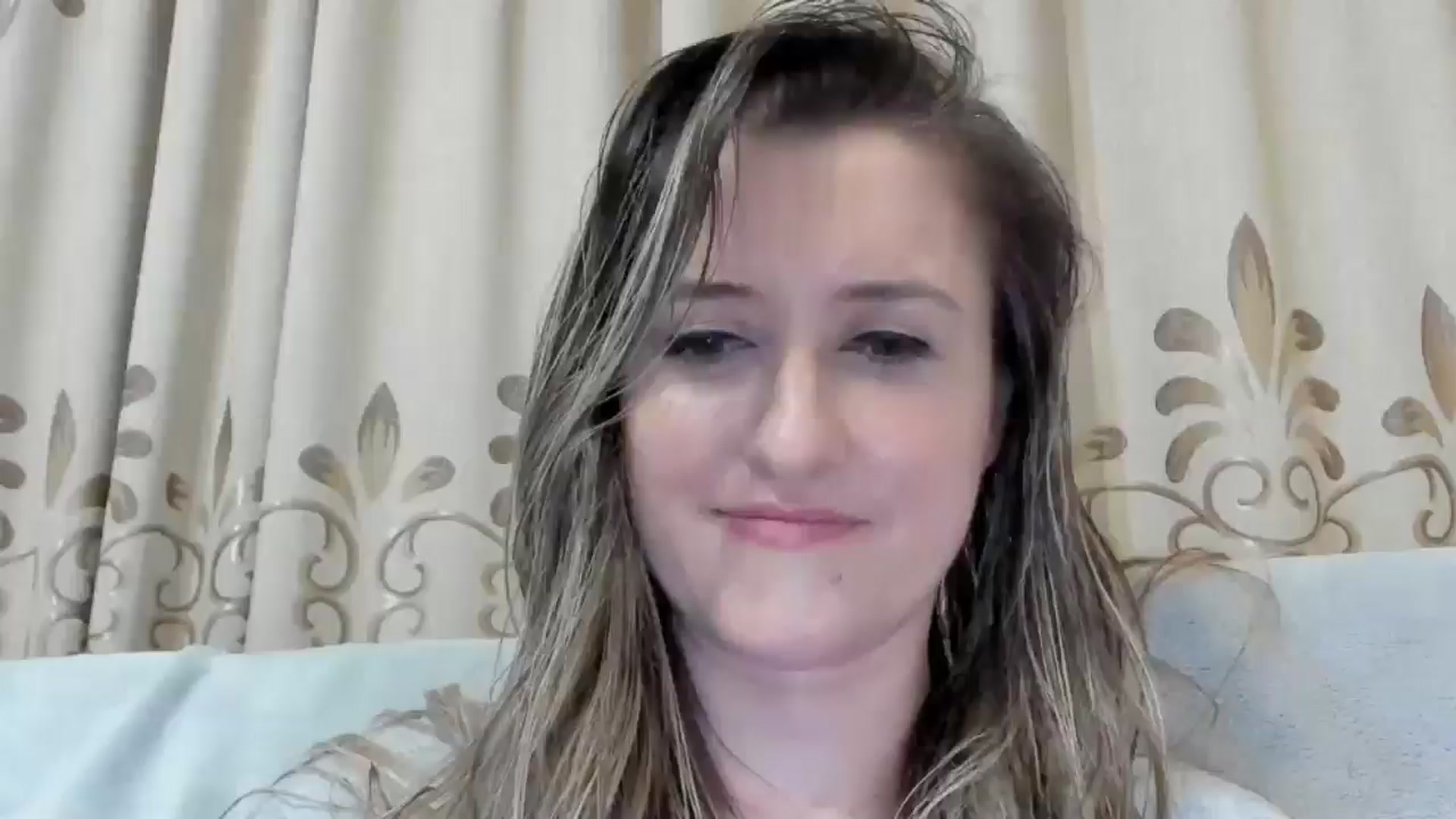 Gallery image thumbnail from BestDream's myfreecams stream on, 12/18/2024, 03:07 image 7 of 20