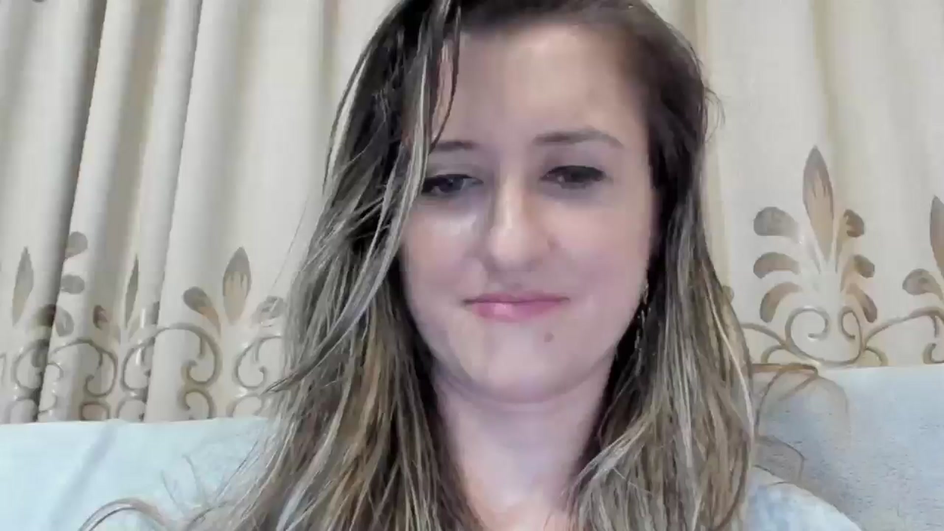 Gallery image thumbnail from BestDream's myfreecams stream on, 12/18/2024, 03:07 image 19 of 20