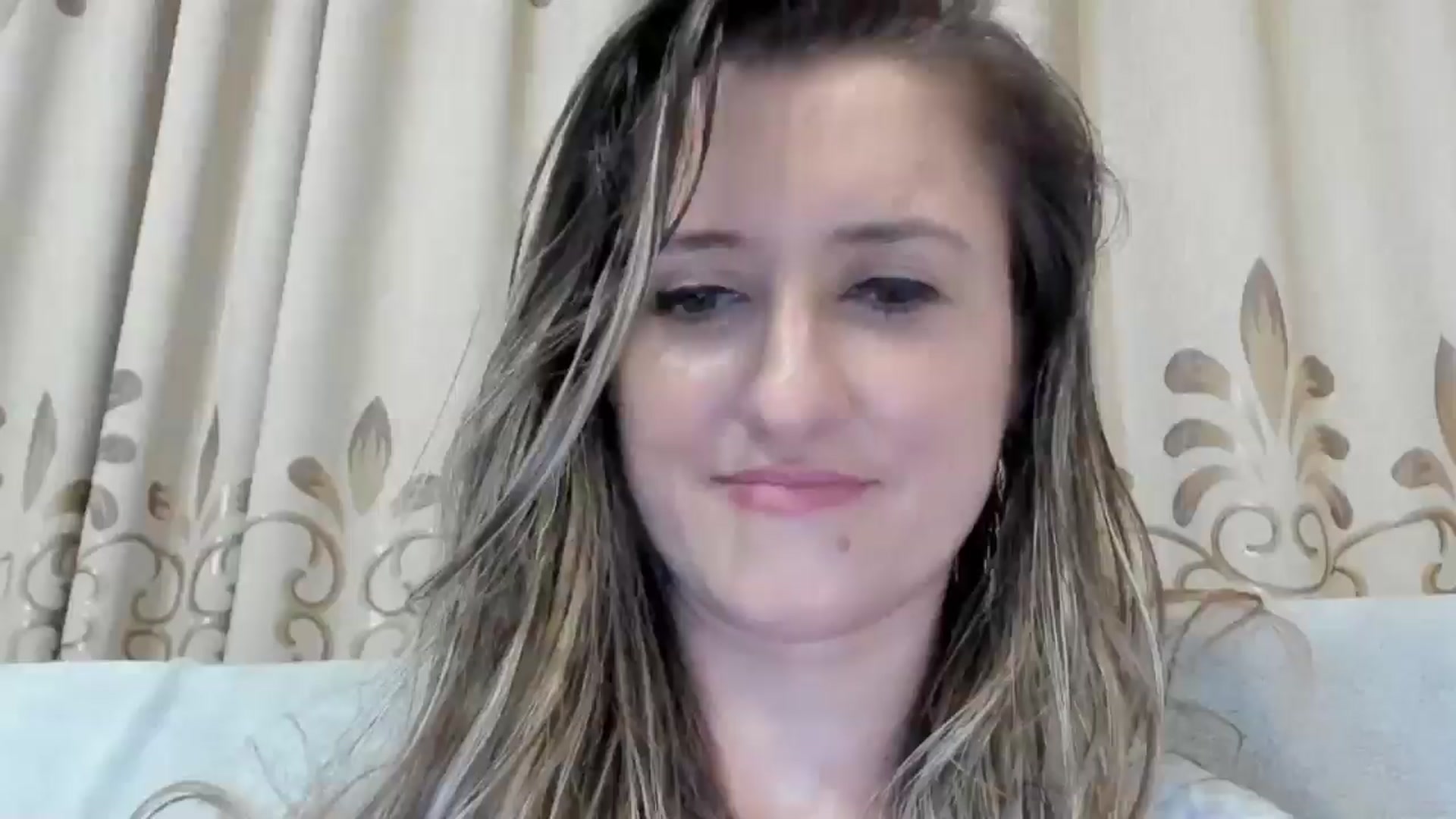 Gallery image thumbnail from BestDream's myfreecams stream on, 12/18/2024, 03:07 image 14 of 20