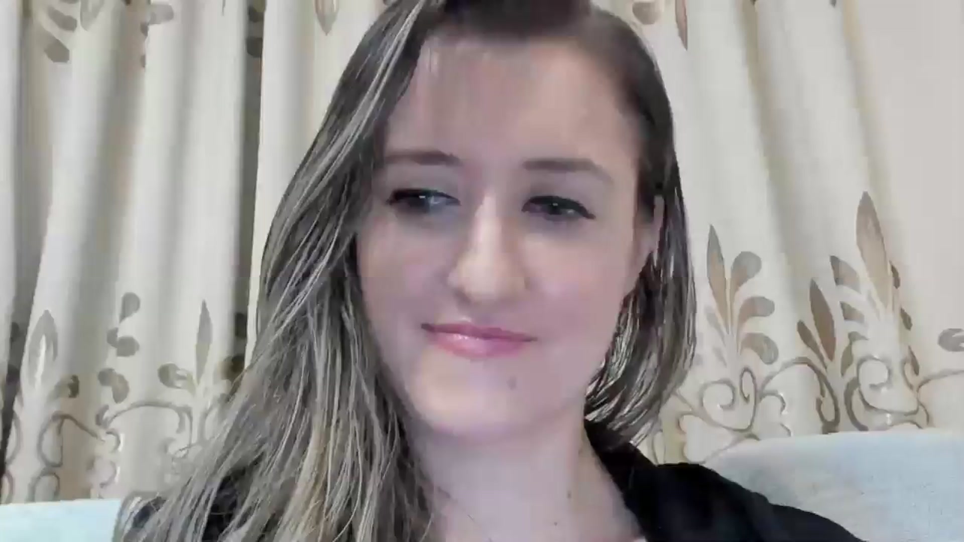 Gallery image thumbnail from BestDream's myfreecams stream on, 12/18/2024, 17:19 image 11 of 20