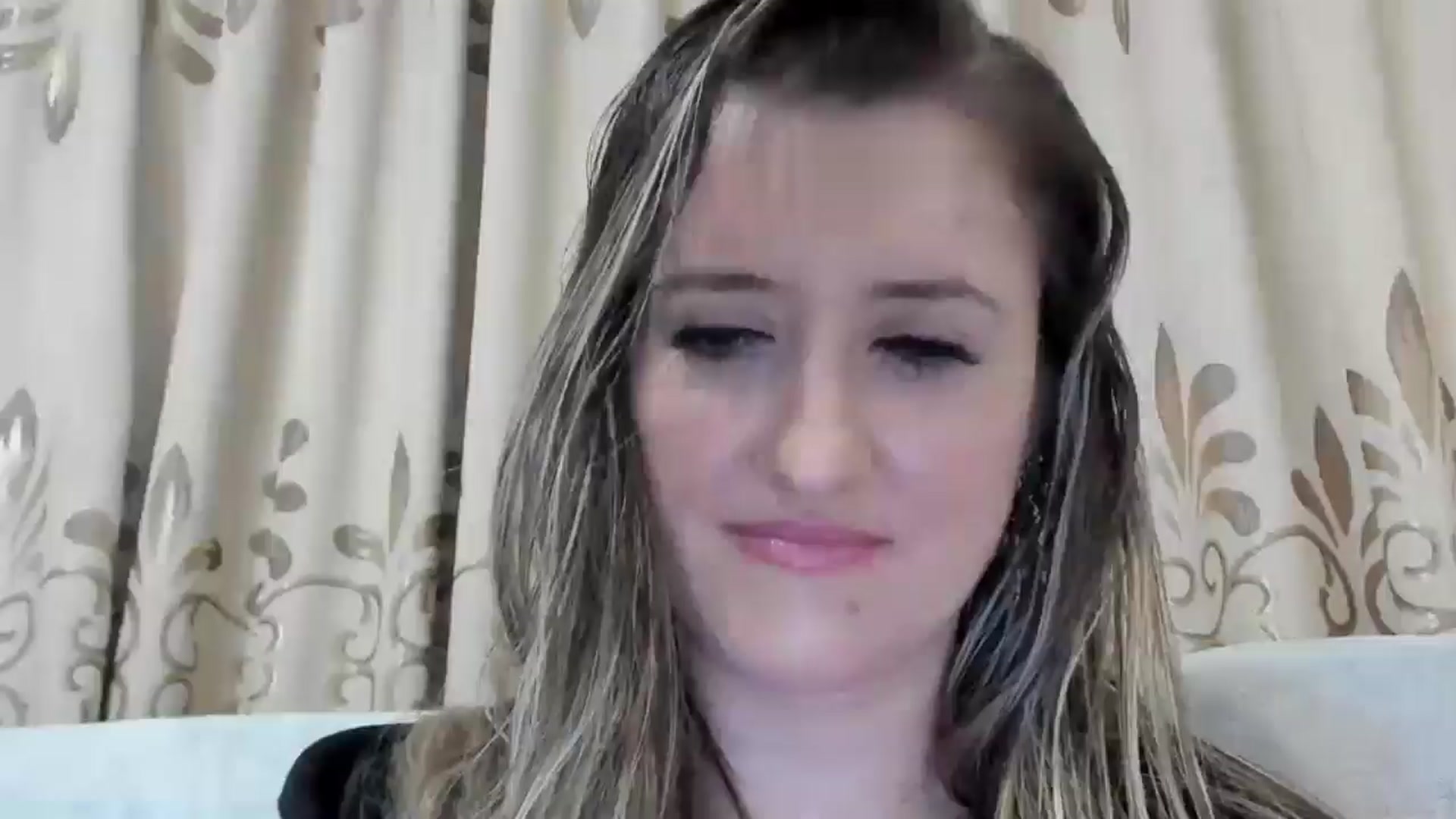 Gallery image thumbnail from BestDream's myfreecams stream on, 12/18/2024, 17:41 image 20 of 20