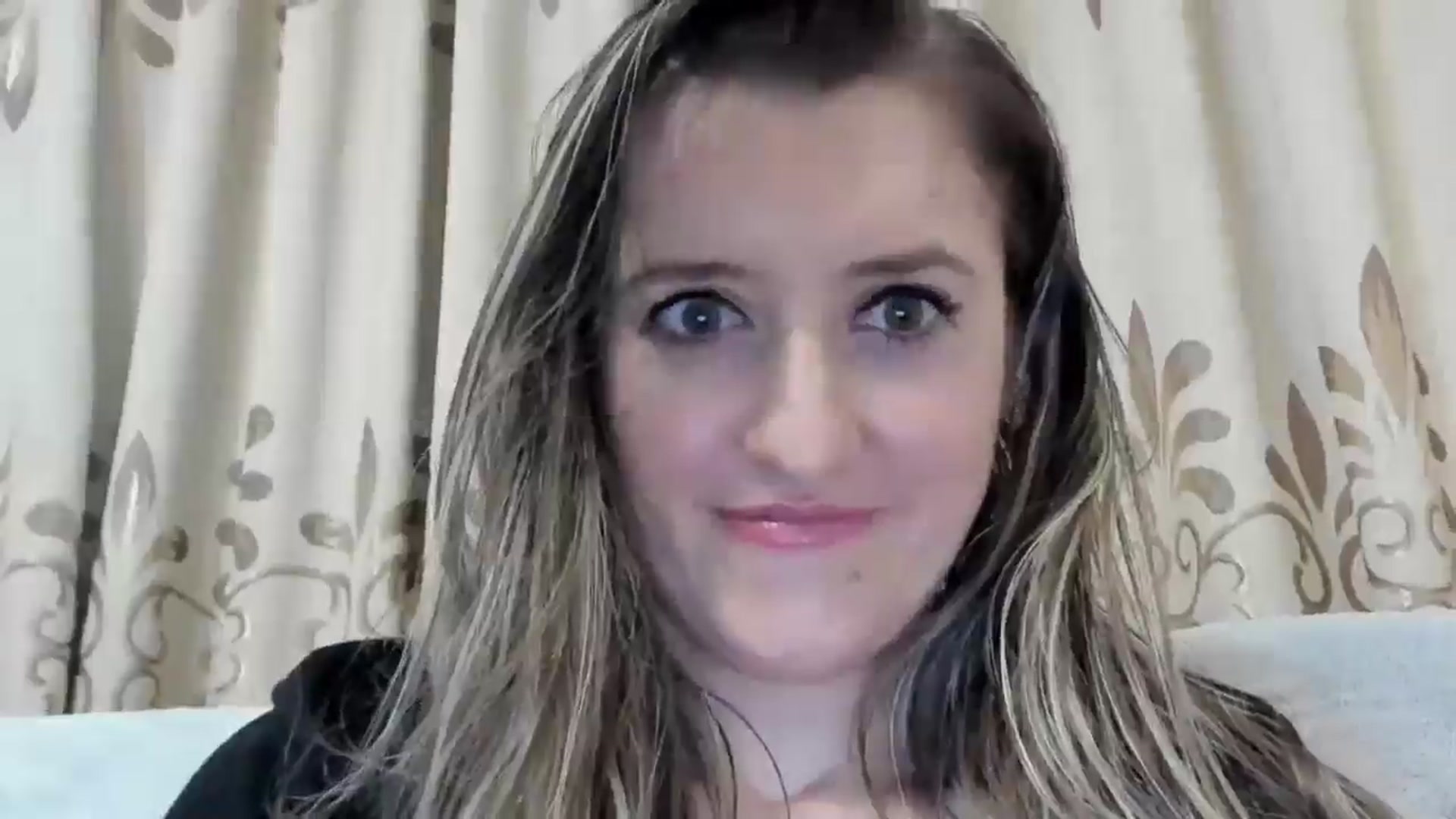 Gallery image thumbnail from BestDream's myfreecams stream on, 12/18/2024, 17:41 image 4 of 20