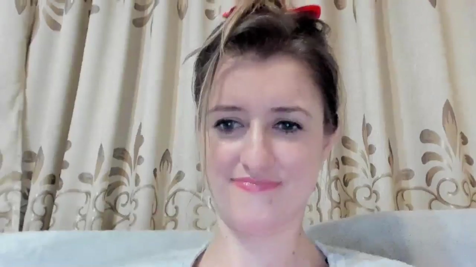 Gallery image thumbnail from BestDream's myfreecams stream on, 12/20/2024, 23:34 image 17 of 20