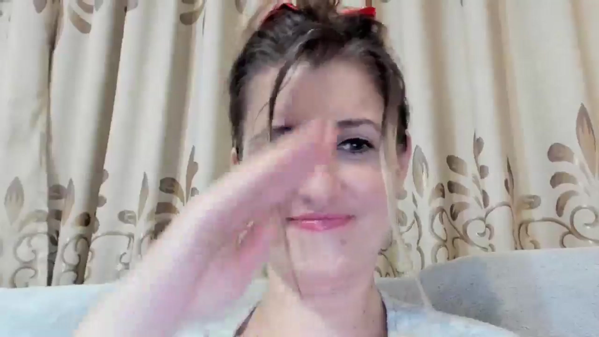 Gallery image thumbnail from BestDream's myfreecams stream on, 12/21/2024, 24:22 image 10 of 20