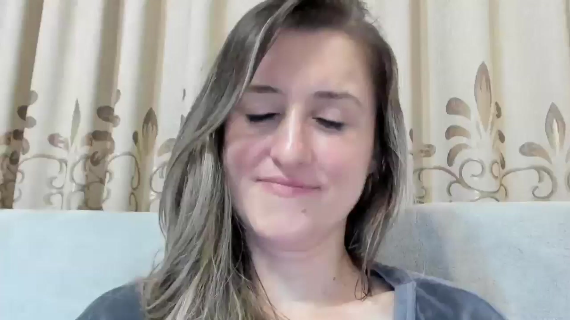 Gallery image thumbnail from BestDream's myfreecams stream on, 12/25/2024, 02:09 image 15 of 20