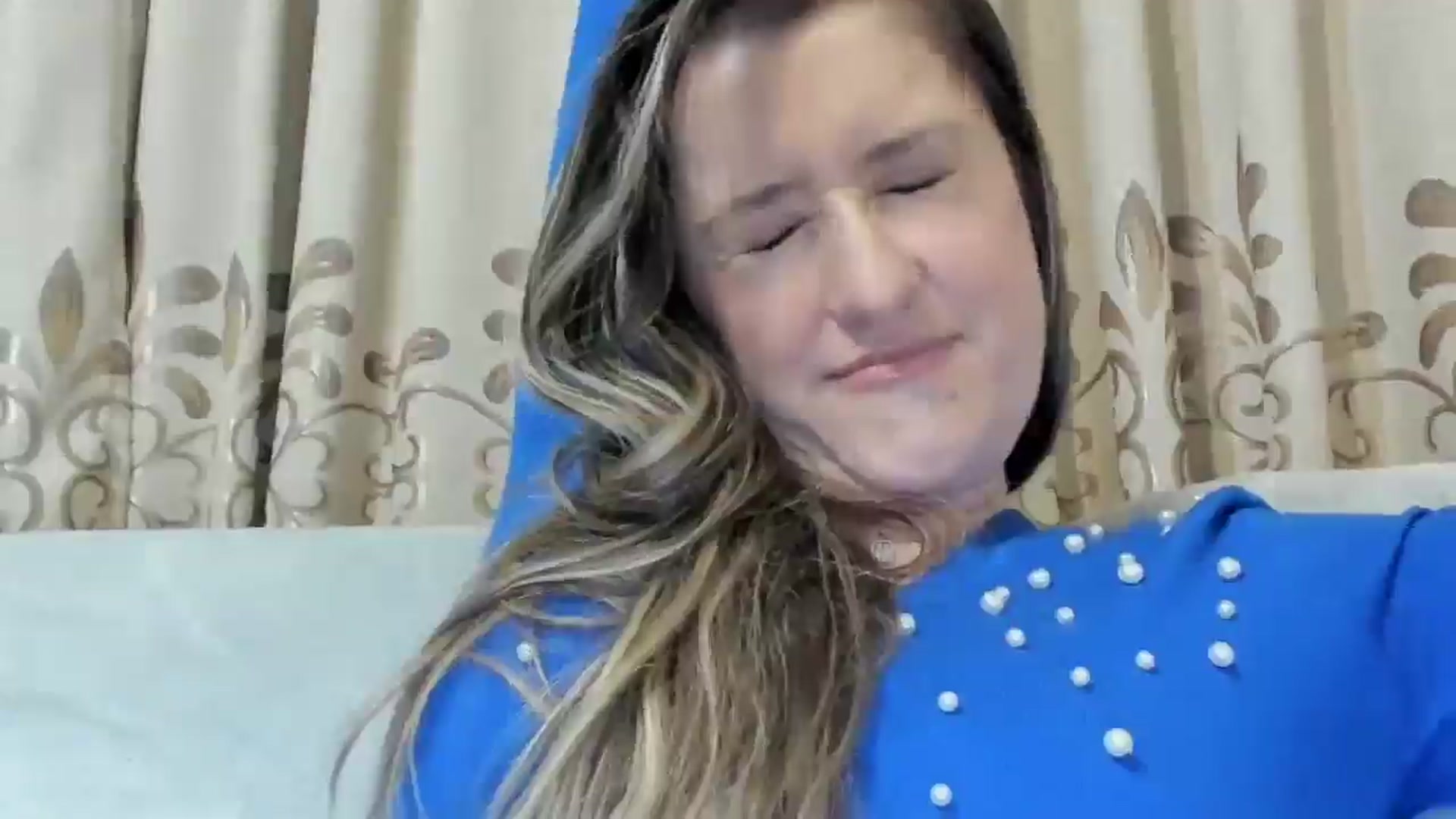 Gallery image thumbnail from BestDream's myfreecams stream on, 12/27/2024, 22:04 image 13 of 20