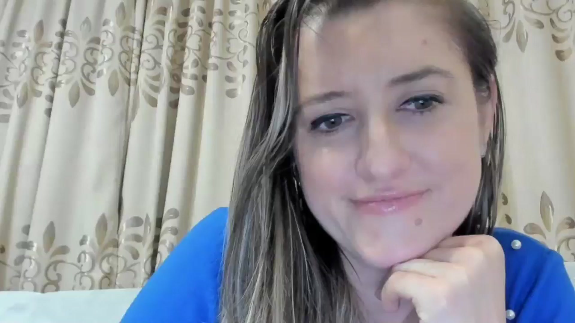 Gallery image thumbnail from BestDream's myfreecams stream on, 12/28/2024, 24:26 image 13 of 20