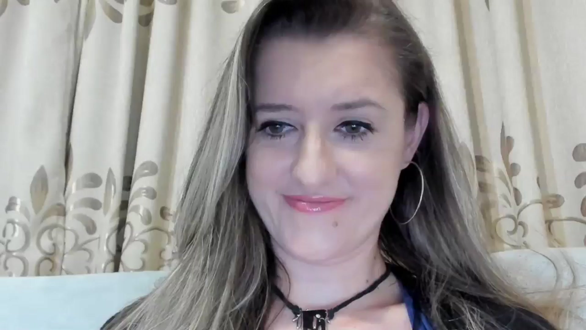 Gallery image thumbnail from BestDream's myfreecams stream on, 12/28/2024, 23:23 image 3 of 20