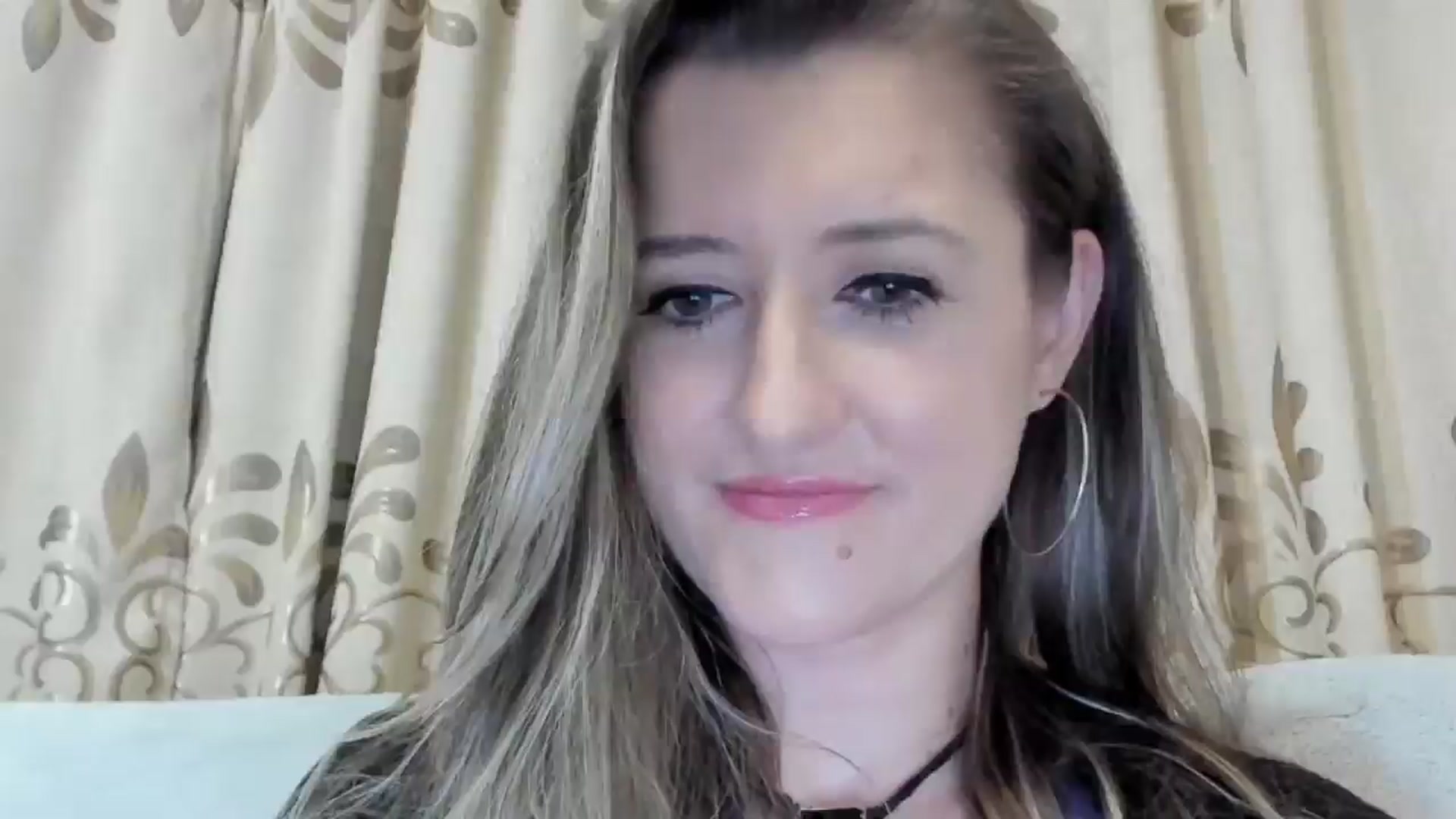 Gallery image thumbnail from BestDream's myfreecams stream on, 12/28/2024, 23:50 image 11 of 20