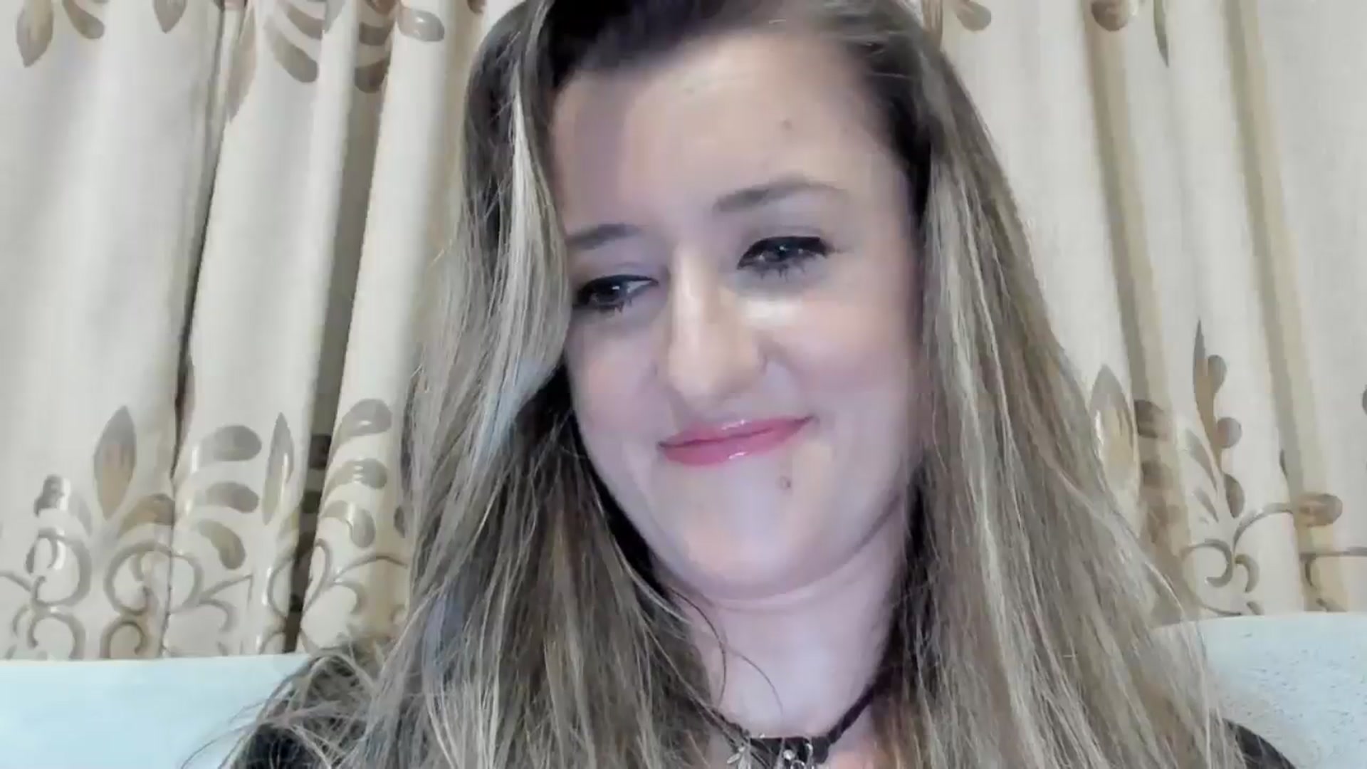 Gallery image thumbnail from BestDream's myfreecams stream on, 12/28/2024, 23:50 image 9 of 20