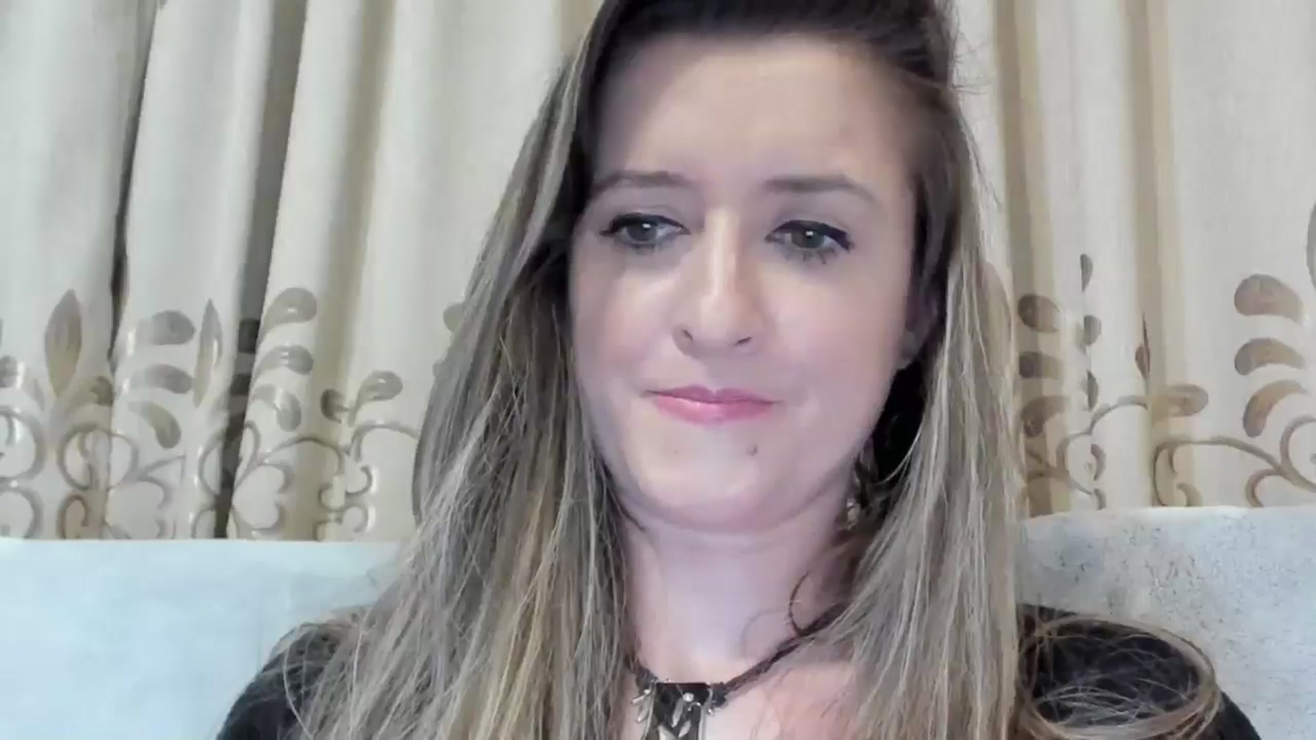 Gallery image thumbnail from BestDream's myfreecams stream on, 12/29/2024, 03:27 image 4 of 20
