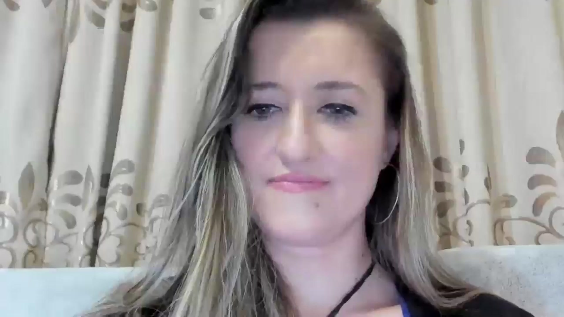 Gallery image thumbnail from BestDream's myfreecams stream on, 12/29/2024, 03:27 image 17 of 20