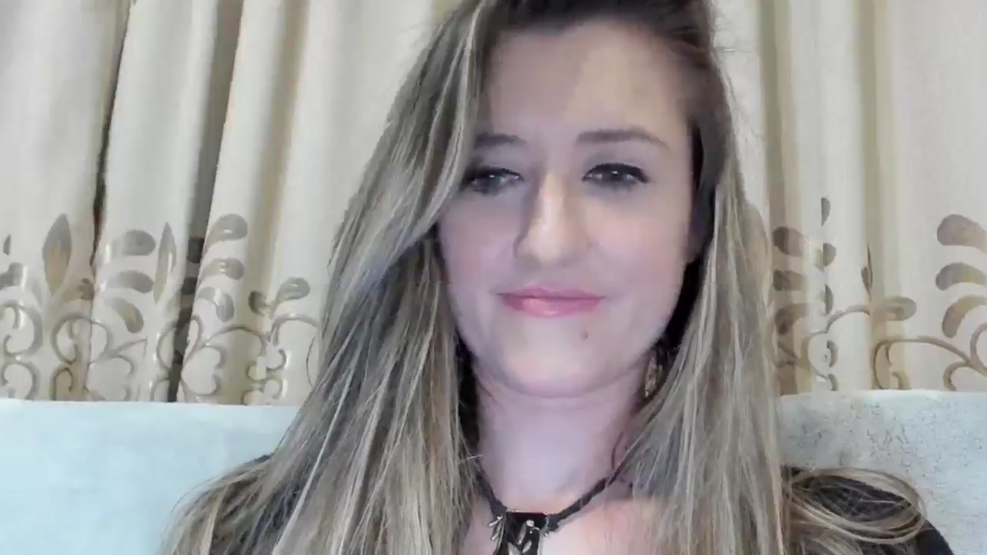 Gallery image thumbnail from BestDream's myfreecams stream on, 12/29/2024, 03:27 image 2 of 20