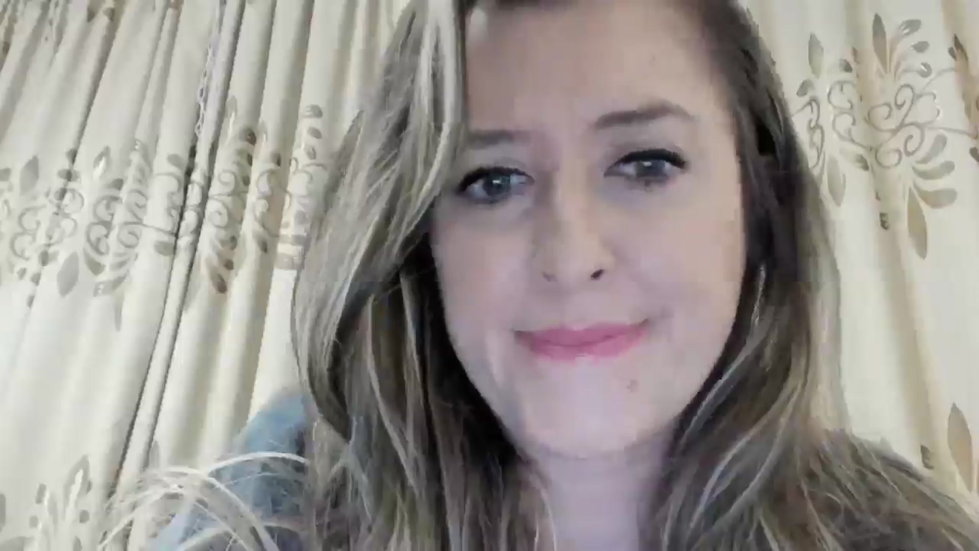 Gallery image thumbnail from BestDream's myfreecams stream on, 12/29/2024, 15:49 image 11 of 20