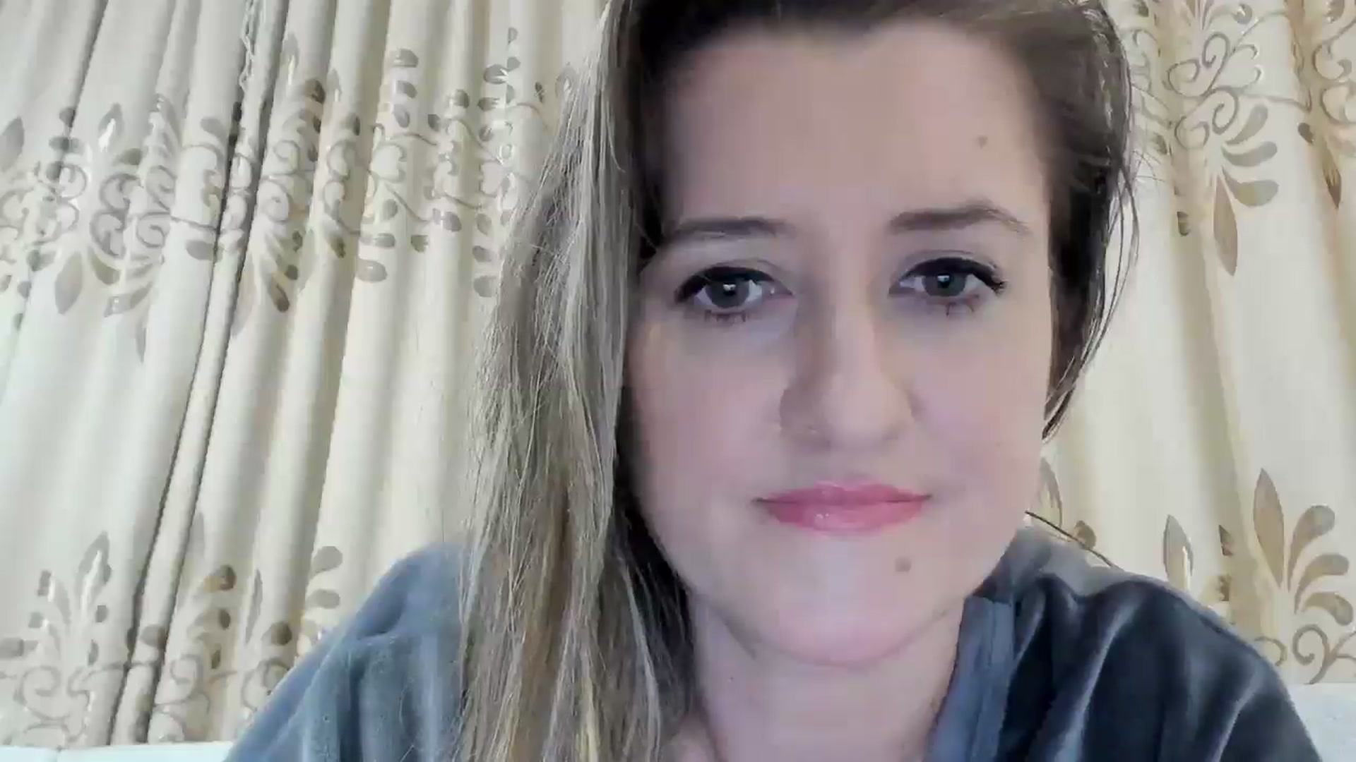 Gallery image thumbnail from BestDream's myfreecams stream on, 12/30/2024, 01:59 image 4 of 20