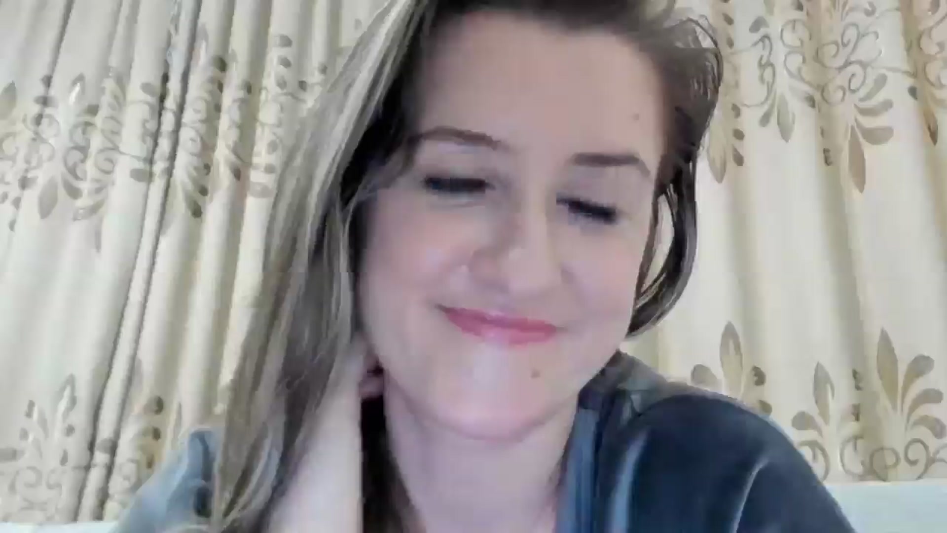 Gallery image thumbnail from BestDream's myfreecams stream on, 12/30/2024, 01:59 image 13 of 20