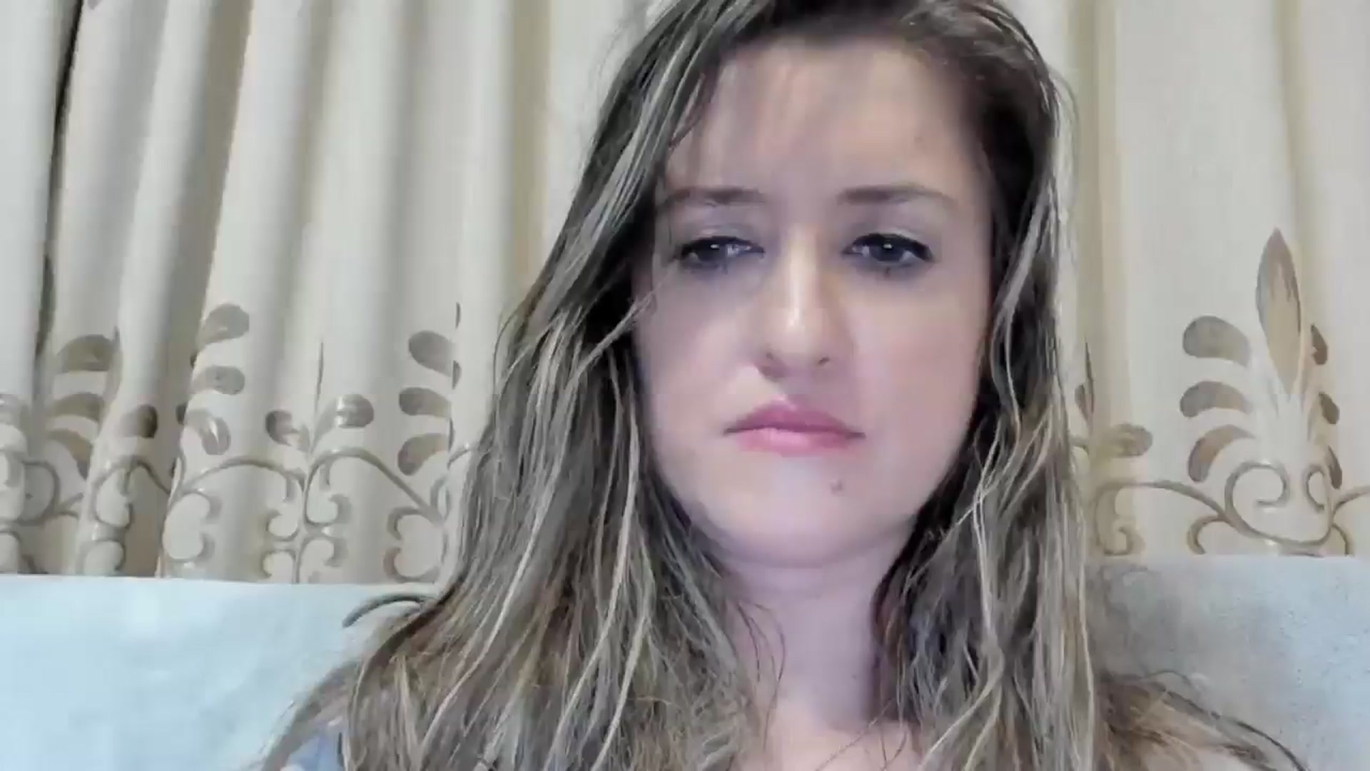 Gallery image thumbnail from BestDream's myfreecams stream on, 01/04/2025, 24:02 image 3 of 20