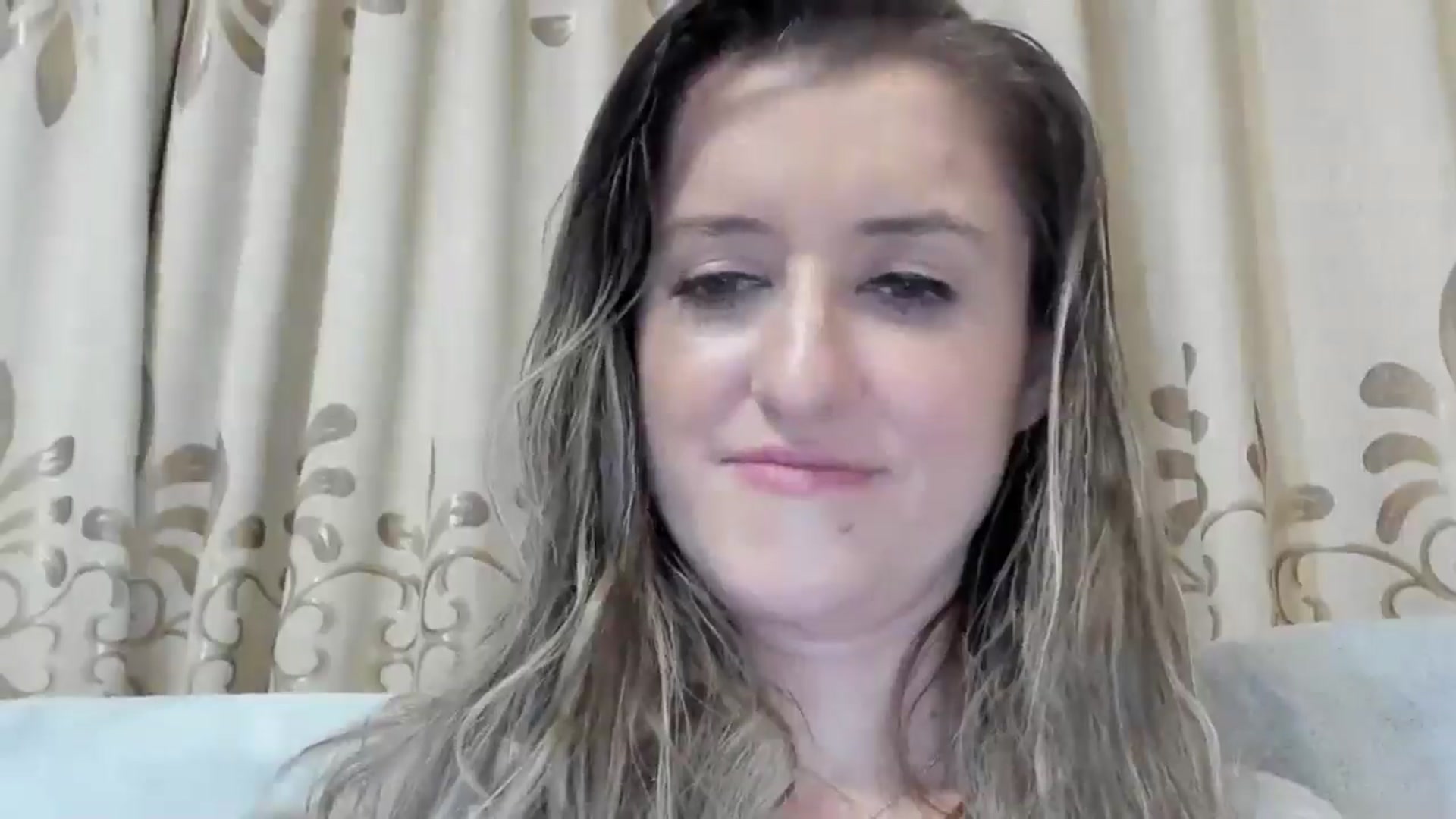 Gallery image thumbnail from BestDream's myfreecams stream on, 01/04/2025, 01:25 image 6 of 20