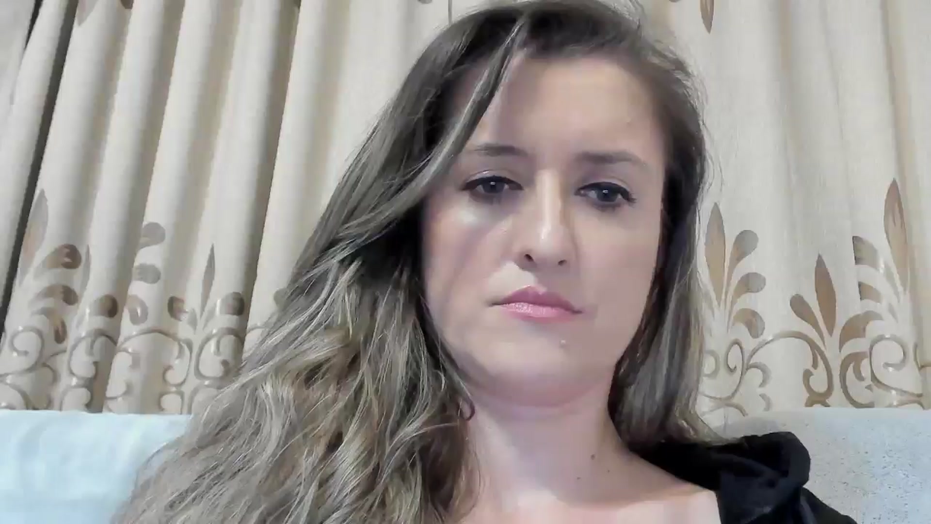 Gallery image thumbnail from BestDream's myfreecams stream on, 01/04/2025, 16:21 image 14 of 20