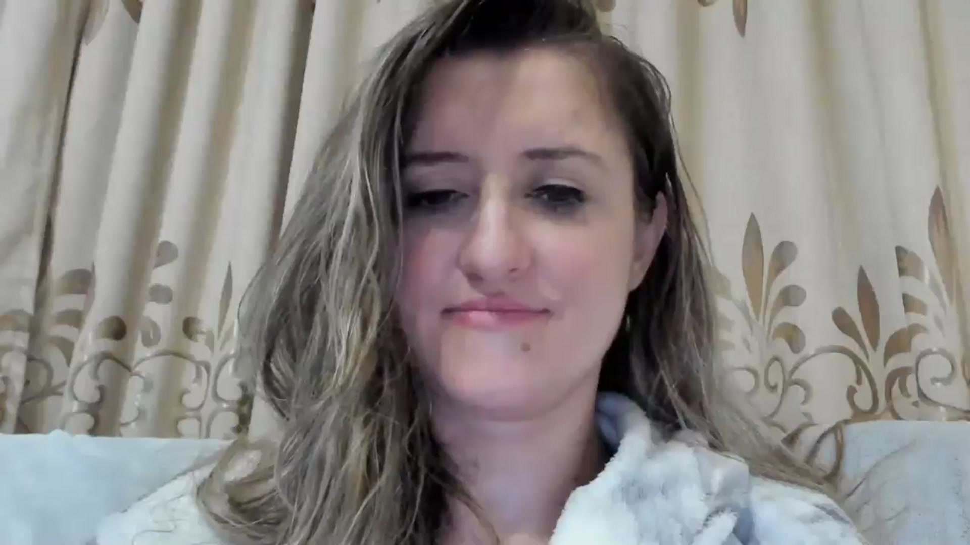 Gallery image thumbnail from BestDream's myfreecams stream on, 01/06/2025, 24:36 image 16 of 20