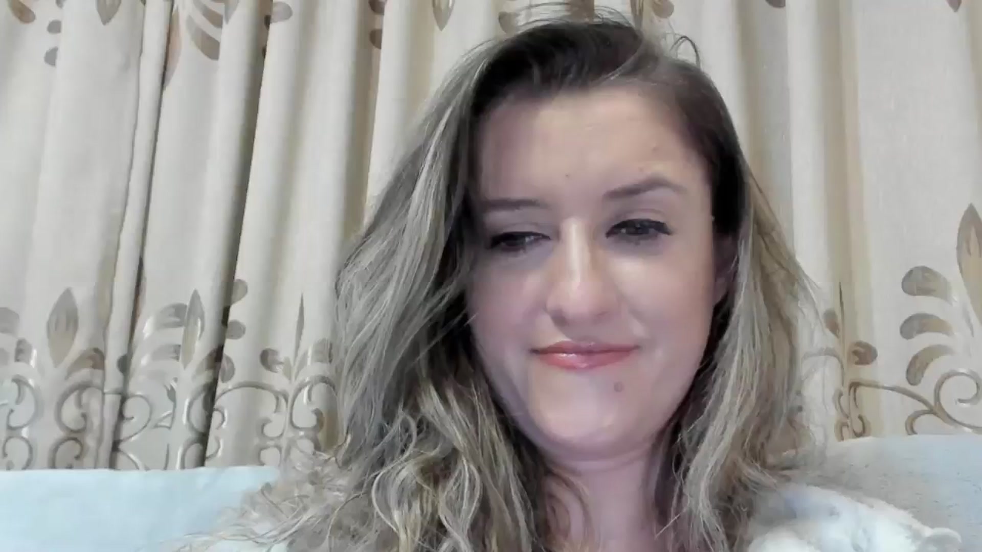 Gallery image thumbnail from BestDream's myfreecams stream on, 01/08/2025, 23:04 image 13 of 20