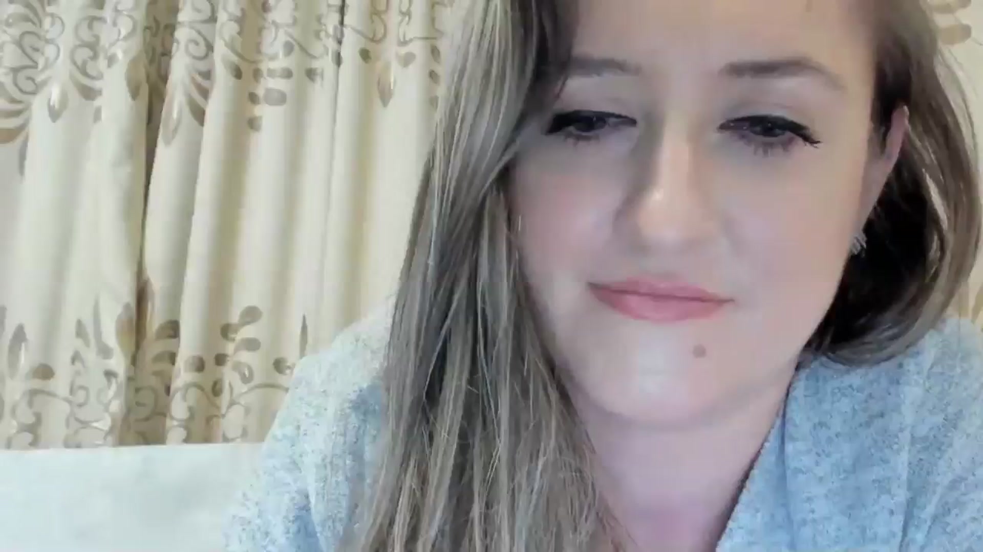 Gallery image thumbnail from BestDream's myfreecams stream on, 01/10/2025, 22:57 image 6 of 20
