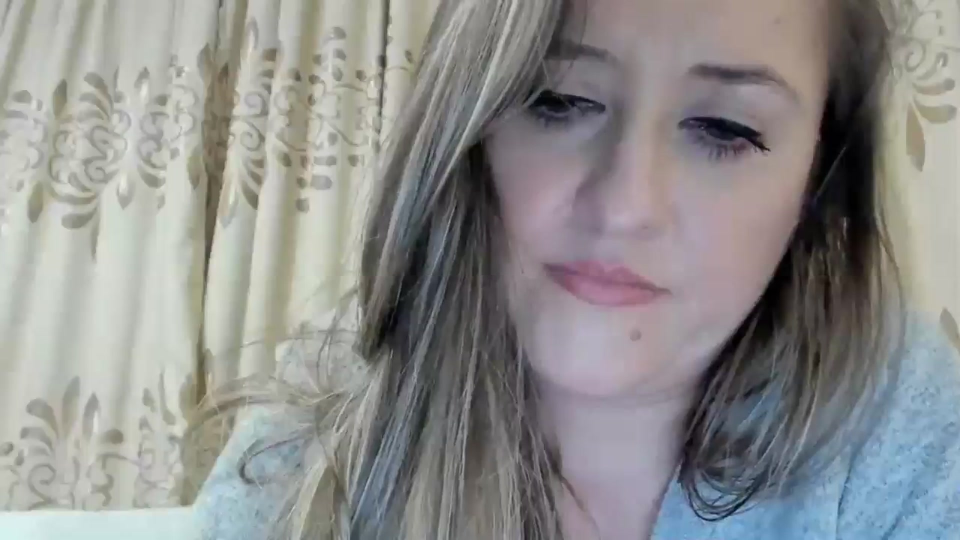 Gallery image thumbnail from BestDream's myfreecams stream on, 01/10/2025, 23:52 image 17 of 20