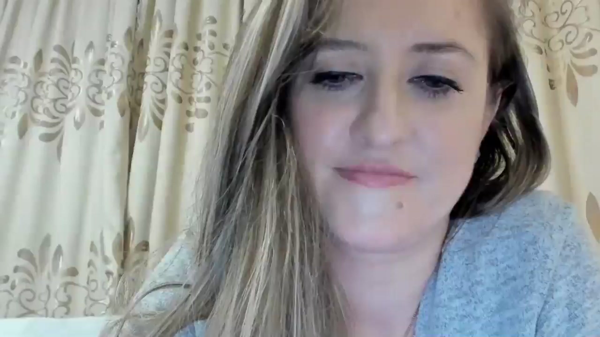 Gallery image thumbnail from BestDream's myfreecams stream on, 01/10/2025, 23:52 image 4 of 20