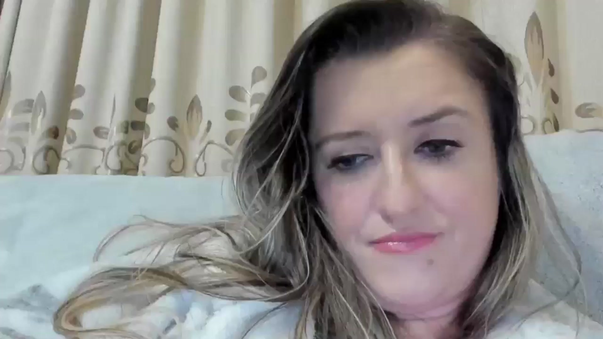 Gallery image thumbnail from BestDream's myfreecams stream on, 01/15/2025, 23:26 image 17 of 20