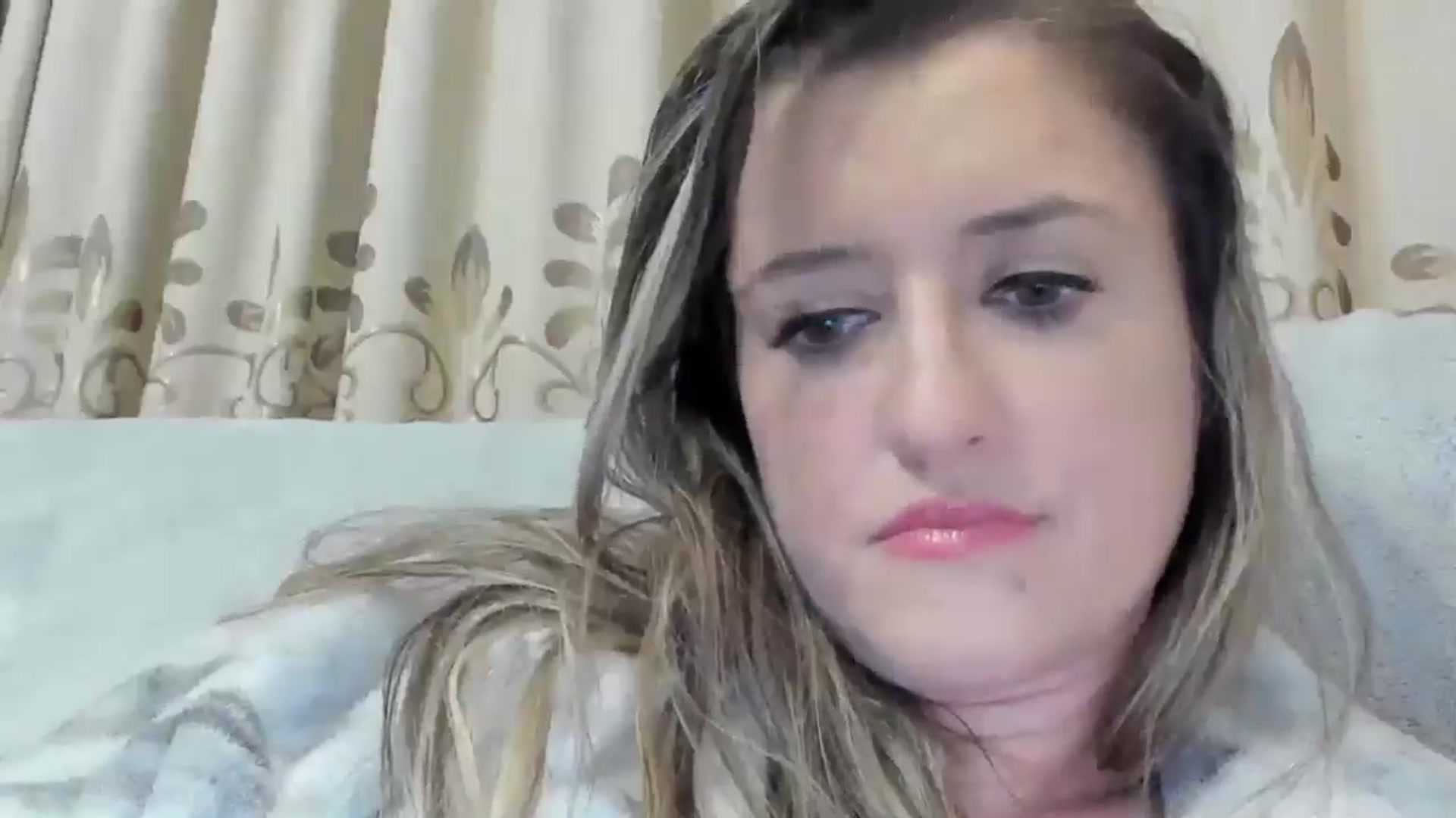 Gallery image thumbnail from BestDream's myfreecams stream on, 01/15/2025, 23:26 image 13 of 20